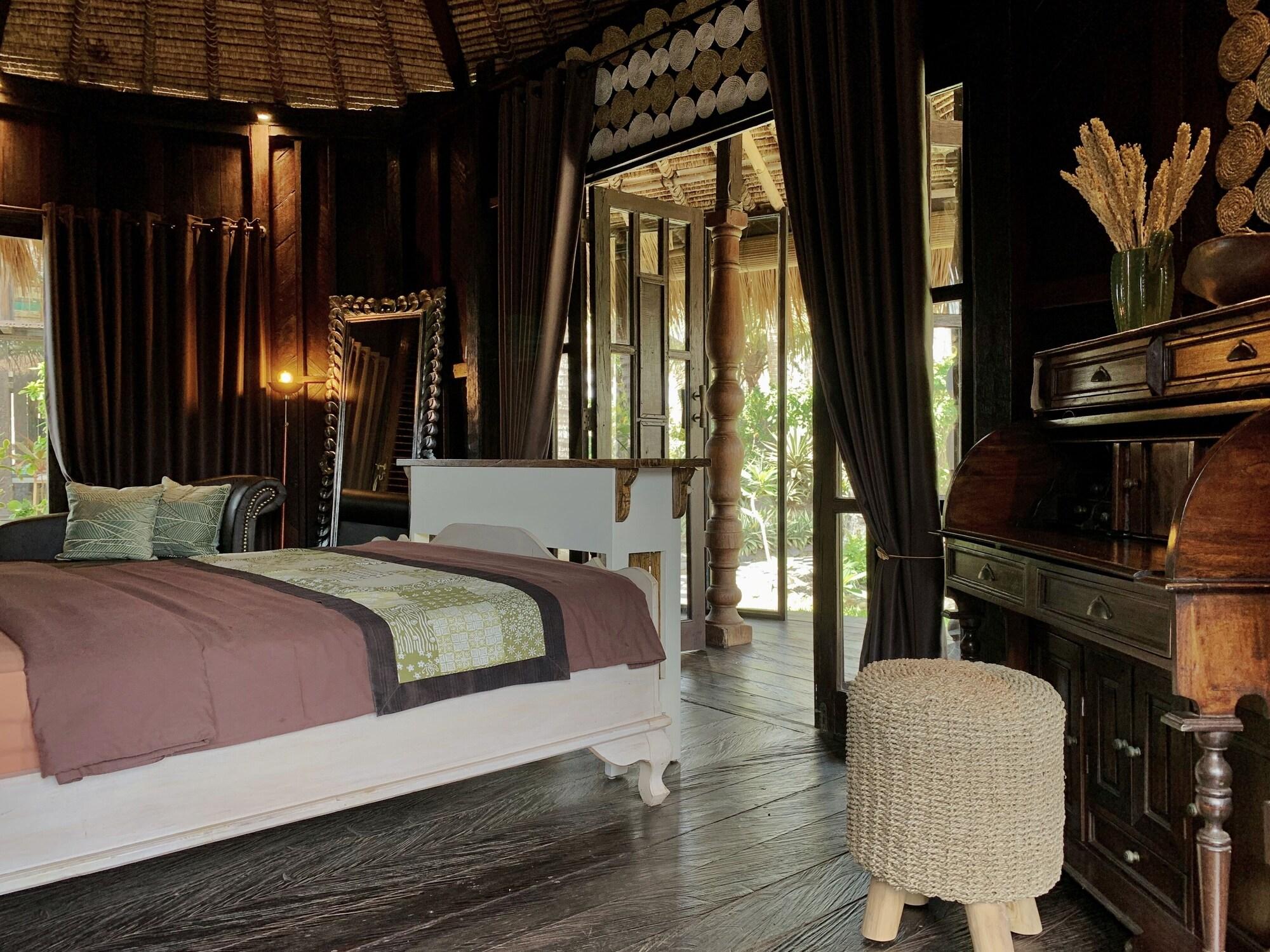 Most Exotic Beachfront Villa Keong Selemadeg 외부 사진